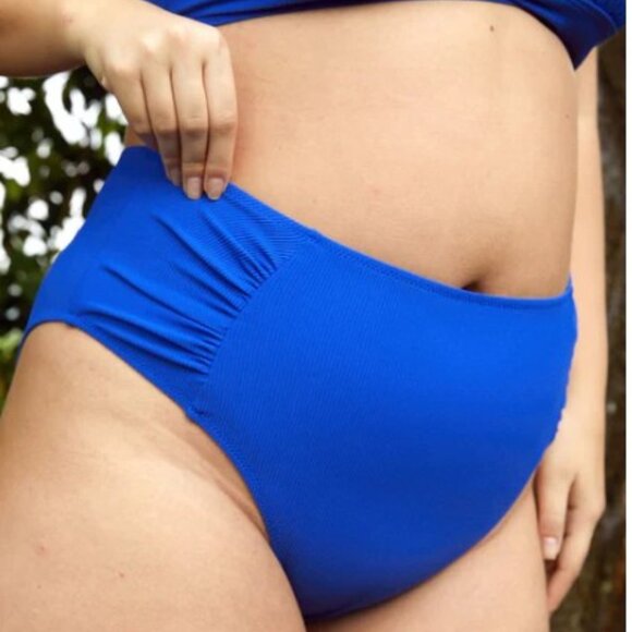 Becca Etc Plus Size Ruched Hipster Bikini Bottoms - 3X (22-24) - NWT - Picture 8 of 10